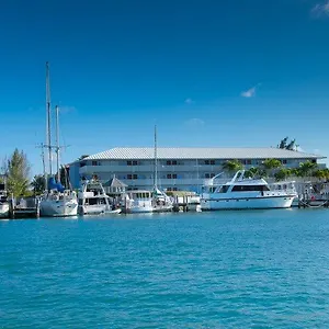 flamingo-bay-hotel-marina.comcaribbean.com/